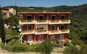 Lofos Claudiagapi Guesthouse Seaview